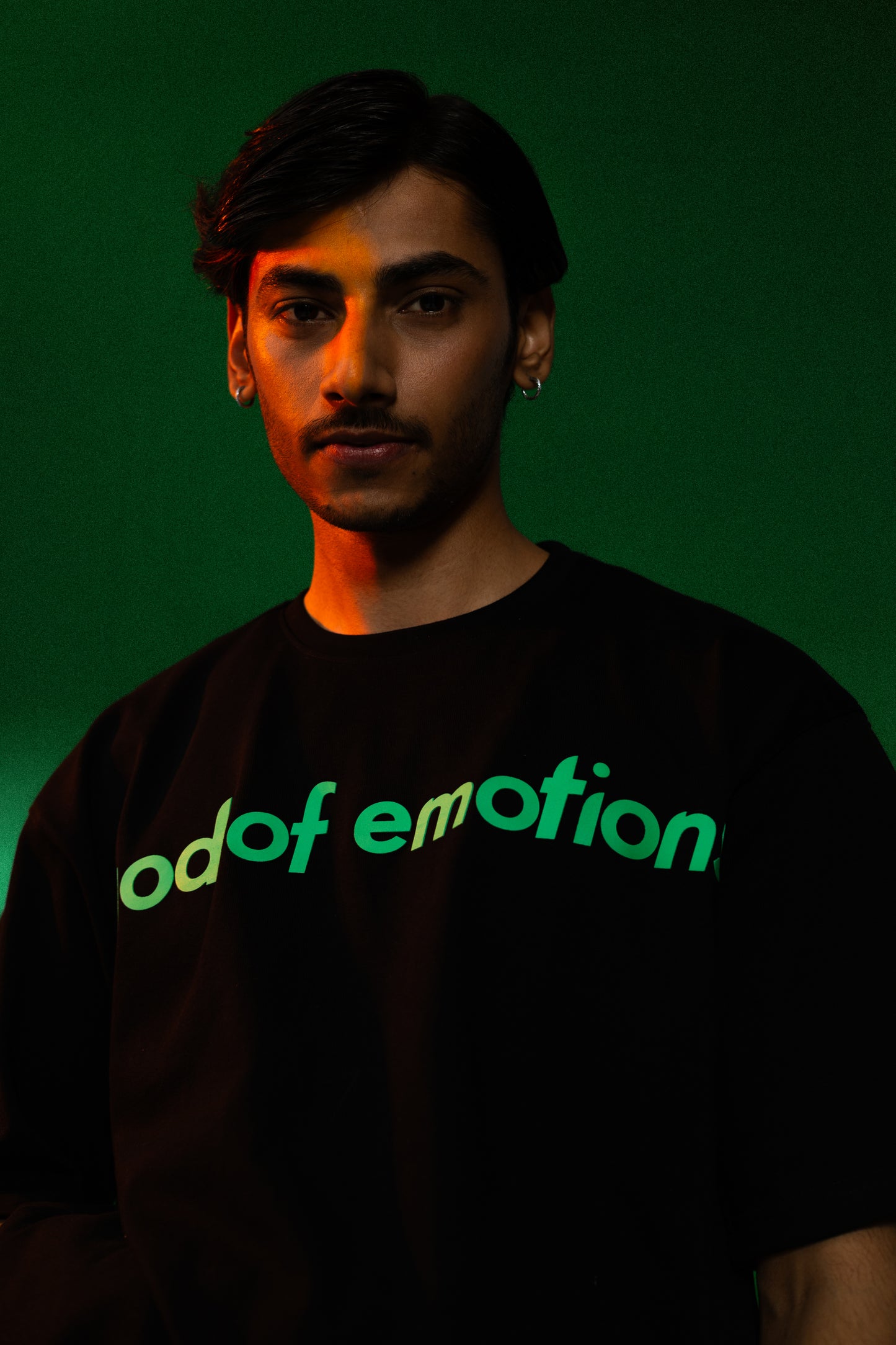 SHADE OF IVIES TEE